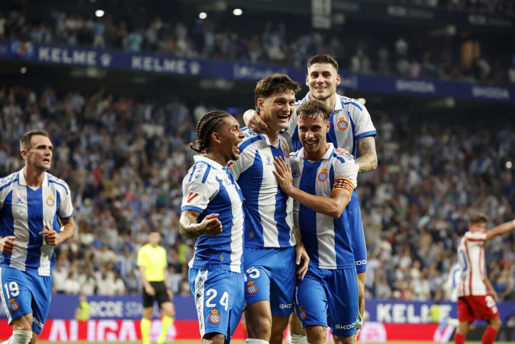jogadores del ESPANYOL CELEBRANDO